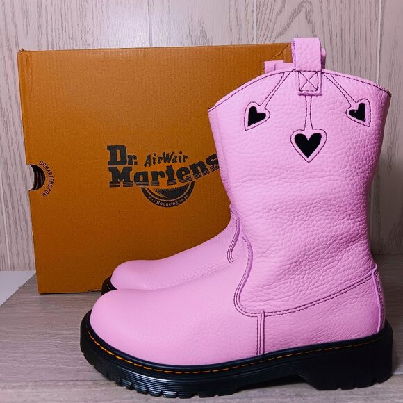Dr. Martens Youth Junior‎ Big Kid 5 EU 36 Heart Nappa Leather Pull-on Boots Pink - Picture 6 of 12